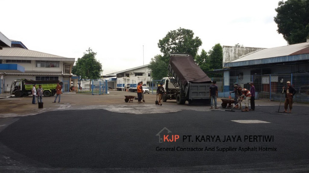 Pelapisan Jalan Lingkungan Pabrik Panasonic Jakarta, Jasa Aspal hotmix, kontraktor pengaspalan jalan, jasa betonisasi, pelapisan jalan, perbaikan jalan, perawatan jalan