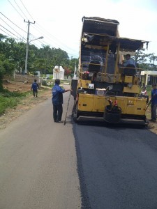 Pengaspalan Hotmix Jalan Pemda Serang (8)  