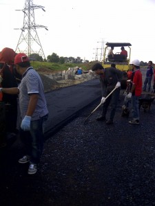 Pengaspalan Hotmix Perumahan Palem Ganda Asri 2 Karang Tengah, Ciledug (17)