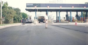 Gerbang Toll Karawaci  